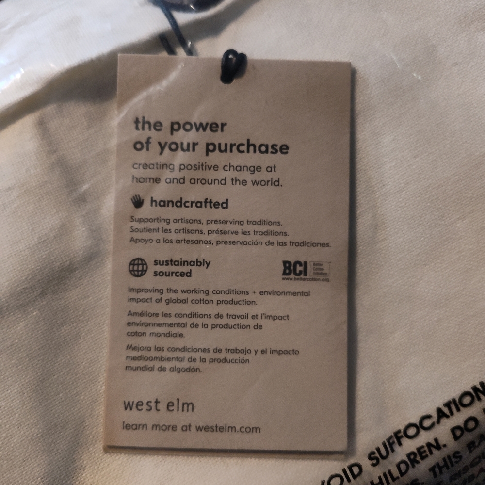 NWT West Elm Crewel Rounded Pillow Covers Set - Picture 4 of 6